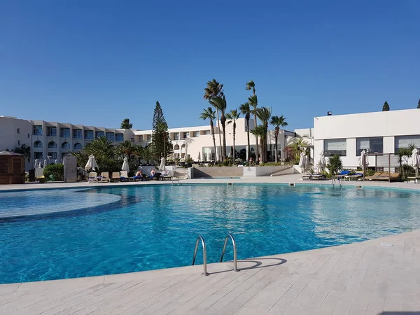 Piscine Avec Échelle Métal Sur Station Egypte — Photo