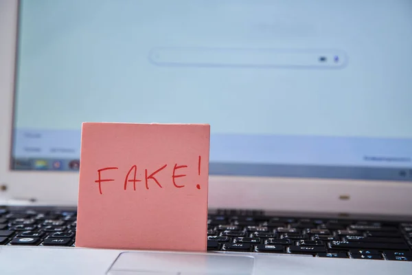 Sahte haber, dezenformasyon veya yanlış bilgi ve propaganda co