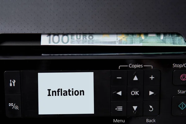 Banking and economic or financial crisis. Inflation and deprecia
