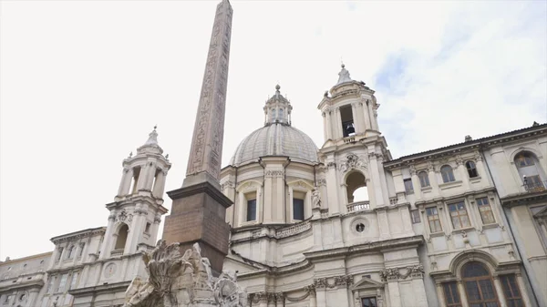PALERMO, ITALY - April 2018: Katedral Palermo. Saham. Gereja Katedral dari Keuskupan Agung Palermo, terletak di Palermo, Sisilia, Italia . — Stok Foto
