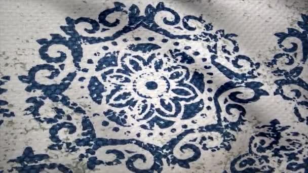 Animation de tissu ondulant, structure de tissu avec motif. Texture du tissu, fond textile. Des actions. Gros plan textile, tissu de lin de couleur grise avec une grande texture. Tissu de coton rotatif — Video