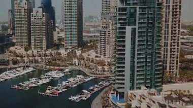 Hava manzara kenarı cityscape gökdelenler ile. Hisse senedi. Gold Coast şehir binaları manzarası. Modern daire ve ofis binaları, gökdelen hava. Gold Coast havadan görünümü