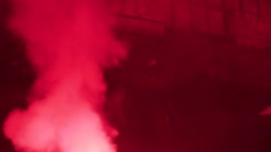 Asker savaş işleminde duman hareketli. Hisse senedi. Duman bir görevde askeri komando