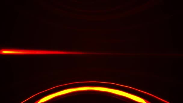 Abstrakt spinning och stigande färgglada linjer på svart bakgrund. Himmelska Elegant böjda linjer eller strängar vrida och snurra abstrakt Motion bakgrund sömlös Looping Video bakgrund. — Stockvideo