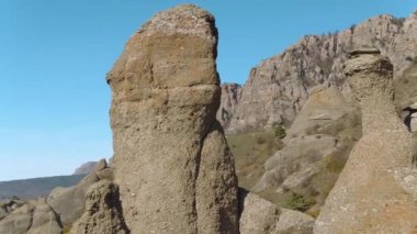 Büyük kaya kaya kaya ve tırmanma cliff. Vurdu. Close-up dağ manzarası