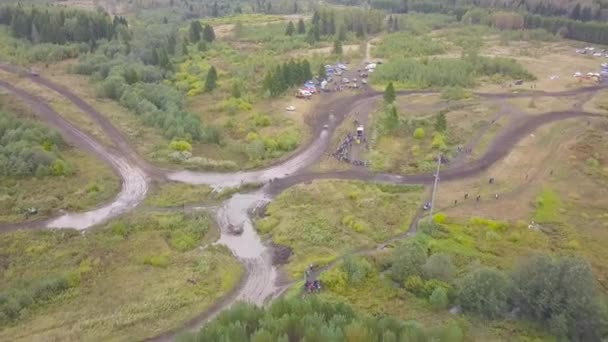 Widok Góry Torze Road Klip Terenowy Wyścig Błocie Wiejskiej Drodze — Wideo stockowe