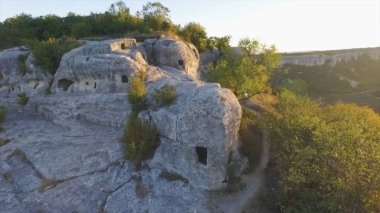 Casemates ve Eski Kermen Odalar şehir mağara. Vurdu. Eski mağara Eski Şehir-Kermen kartı. Mağara kasaba, Eski-Kermen