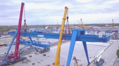 Moskova, Rusya - Eylül 2018: Santral Vinci. Küçük. Taşıma ve konteyner terminali kurulum için tasarlanmış Santral Vinci montajı