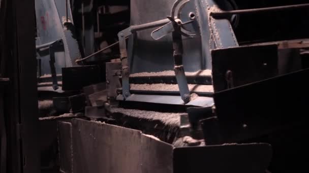 Stone crushing plant. Side view of process of crushing automatic installation of selecting and crushing and stones at mining enterprise — Stock Video