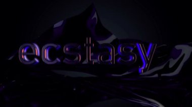 Parlak cam soyut animasyon renkli ile şekil ve Ecstasy yazı koyu arka plan üzerinde ışıltı. Parlak sanat şekli.