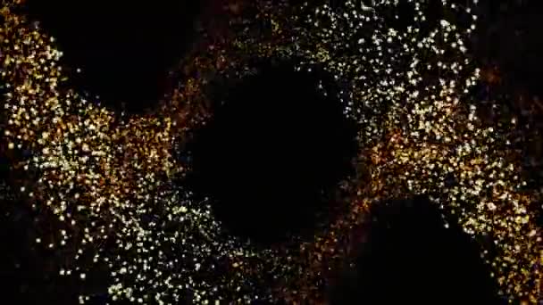 Animazione astratta di piccole particelle arancioni che si muovono in cerchio su uno sfondo nero. Splendide scintille volanti . — Video Stock