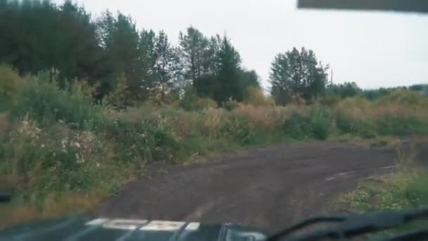 Blick aus geländegängigen Geländewagen auf dem Land. Clip. Landschaft — Stockvideo