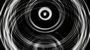 Siyah arka planda merkezi bir noktadan titreşimli farklı boyutta beyaz halkalar, kesintisiz döngü. Animasyon. Beyaz çemberler dayak ve yavaş hareket, tek renkli.
