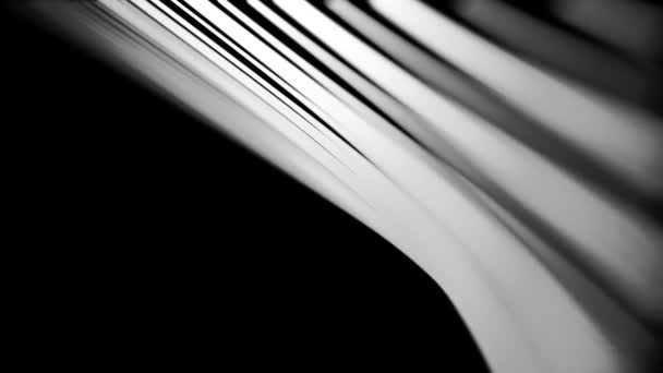 Lignes courbes blanches abstraites en rotation lente sur fond noir, boucle transparente. Animation. Belles bandes fluo de flexion filant avec effet 3D, monochrome . — Video