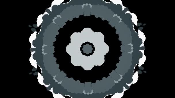 Monocromatico cerchio fiorito scoppio, movimento sfondo grafico. Animazione. Movimento astratto in bianco e nero di forme rotonde con effetto caleidoscopio. — Video Stock