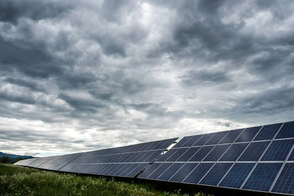 Painel solar — Fotografia de Stock