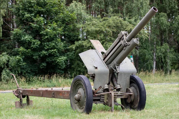 Alte Russische Kanone Einem Freilichtmuseum Streitkräfte Alten Gedenkstätten Frühlingszeit — Stockfoto