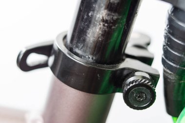 Daha büyük boyutta bisiklet aksesuarları. Bisiklet turist ve trekking için. Açık renkli.