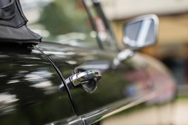 Καθρέπτης Χρωμίου Ένα Παλιό Αυτοκίνητο Αξεσουάρ Αυτοκινήτων Εκτέθηκαν Παραστάσεις Εποχή — Φωτογραφία Αρχείου
