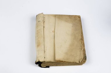 Eski kitap beyaz bir tablo yok. Eski tip Kapak. Arka plan beyaz izole.