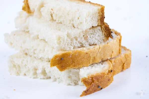 Una Fetta Pane Tavolo Cucina Bianco Pane Con Semi Papavero — Foto Stock