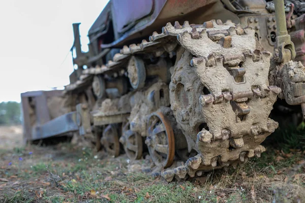 Vecchio Bulldozer Spianare Terreno Attrezzature Lavori Terra Campo Custodito Stagione — Foto Stock