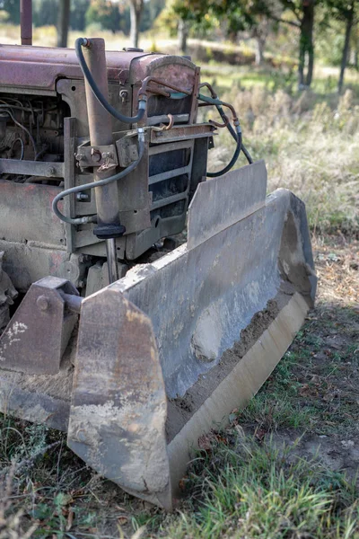 Old Bulldozer Leveling Ground Equipment Earthworks Guarded Field Season Autumn — Stock Photo, Image