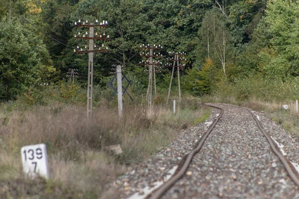 Oude Spoorlijn Tractie Centraal Europa Spoorlijn Aanbouw Seizoen Van Herfst — Stockfoto