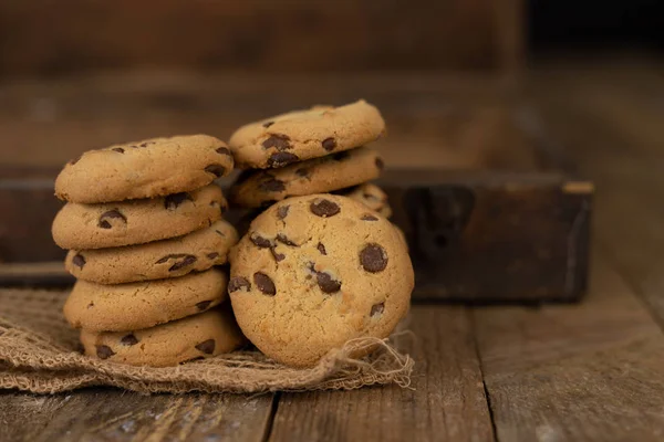 Pliki Cookie Związane Ciągiem Szary Juty Łuku Pliki Cookie Słodycze — Zdjęcie stockowe