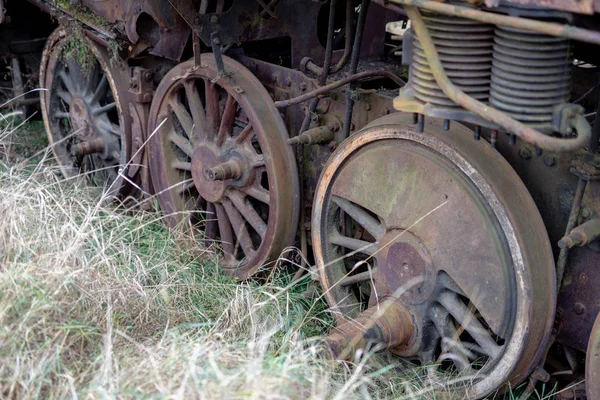 Viejas Máquinas Vapor Destruidas Estación Tren Olvidada Europa Central Temporada — Foto de Stock