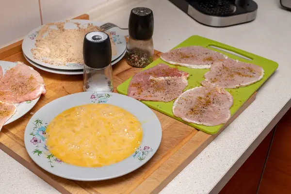 Preparando Una Chuleta Cerdo Una Cocina Casera Ingredientes Para Una — Foto de Stock