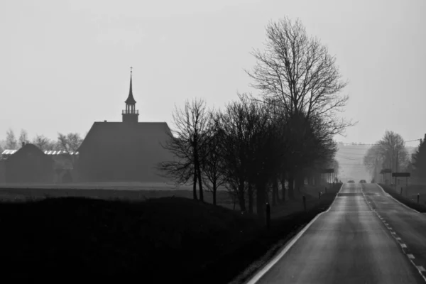 Kerk Een Klein Dorpje Zwart Wit Fotografie — Stockfoto