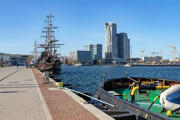 Gdynia, Pomorskie / Polônia - 26 de fevereiro de 2019: Kosciuszko Squa — Fotografia de Stock