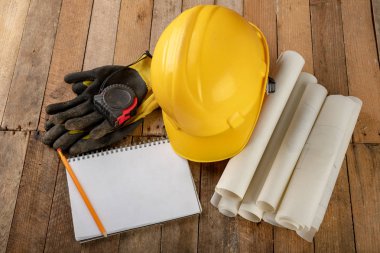 İnşaat kask ve tasarım ile parşömen rulo. Oluşturmak