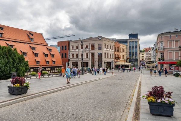 Bydgoszcz, kujawskopomorskie/Polsko-27. června 2019: krása — Stock fotografie