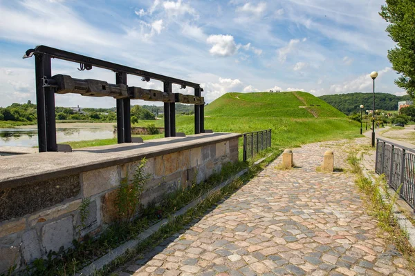 Gdaňsk, Pomořanská/polská-19. červenec 2019: staré budovy th — Stock fotografie