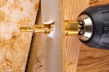 Atölye tuzları için konik matkap ve karşı lavabo. Aksesuarlar ve 