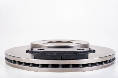 Yolcu vagonu için çelik fren diskleri ve fren yastıkları.. 