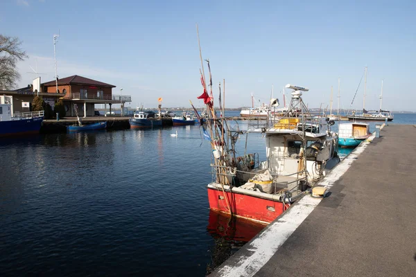 Mały port rybacki Europy Środkowej. — Zdjęcie stockowe