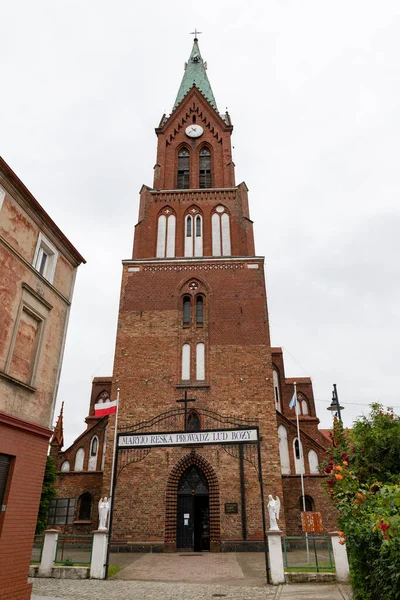 Resko Zachodniopomorskie Poland July 2020 Küçük Bir Kasabadaki Hristiyan Kilisesi — Stok fotoğraf