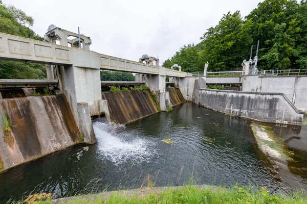 Lapino Pomorskie Polen Juli 2020 Oude Waterkrachtcentrale Hydrotechnische Structuur Midden — Stockfoto