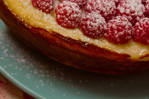 Cheesecake Casă Zmeură Coacăze Proaspete Plăcintă Sănătoasă Organică Desert Vară — Fotografie, imagine de stoc