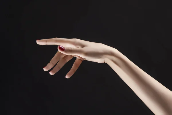 Primer Plano Hermosa Mano Mujer Con Manicura Roja Las Uñas — Foto de Stock