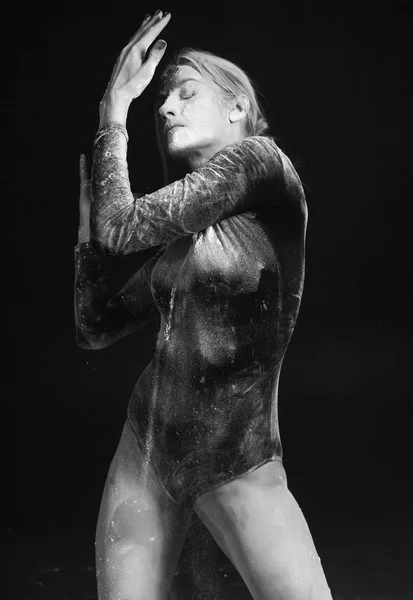 Beautiful Slim Girl Wearing Gymnastic Bodysuit Covered White Powder Talcum — Stock Photo, Image