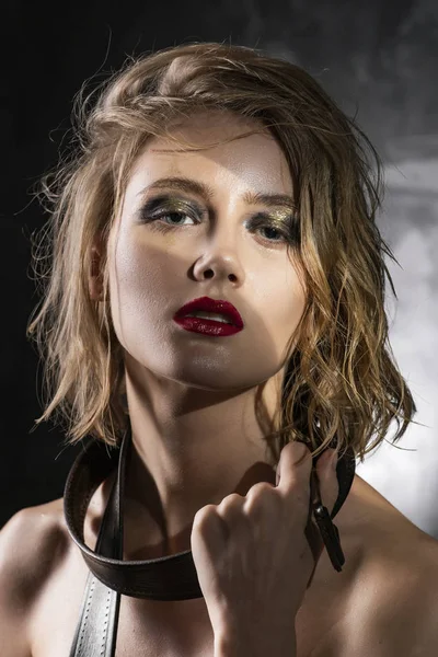 Conceptual photo of a young girl with disheveled wet hair, naked — Stock Photo, Image