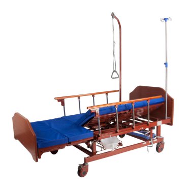 Seyyar mavi yatak ve beyaz arka plan üzerinde izole aksesuarları ile tıbbi kahverengi metal yatak