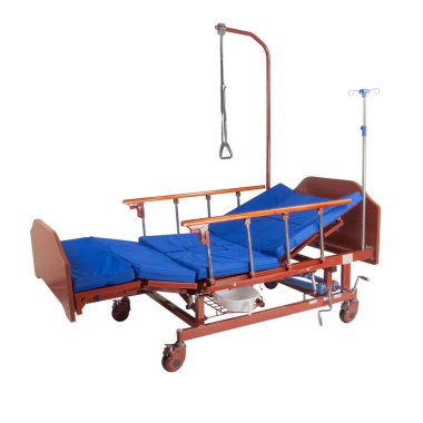 Seyyar mavi yatak ve beyaz arka plan üzerinde izole aksesuarları ile tıbbi kahverengi metal yatak