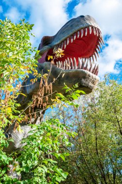 Dev bir etobur dinozor büyük baş