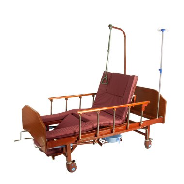 Tıbbi kahverengi metal yarı otomatik yatağa ile Bordo yatak üzerinde beyaz izole jantlar