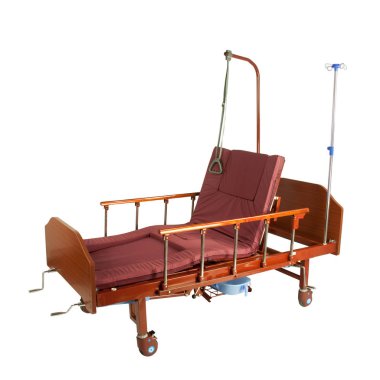 Tıbbi kahverengi metal yarı otomatik yatağa ile Bordo yatak üzerinde beyaz izole jantlar